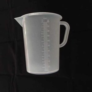 China medical consumables plastic bucket 2L with graduated measuring cup transparent colour