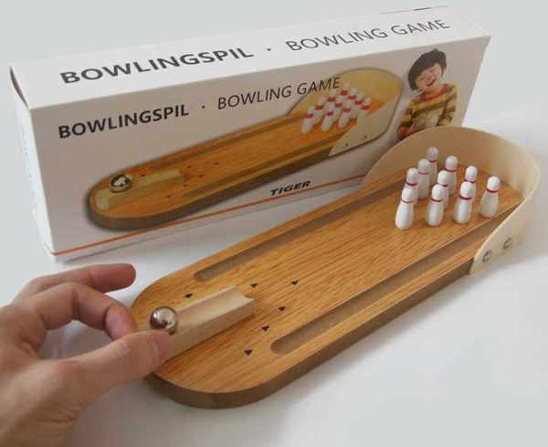 2023 Mini Bowling table game, wooden children puzzle innovative toys solid wooden parent-child fun ball