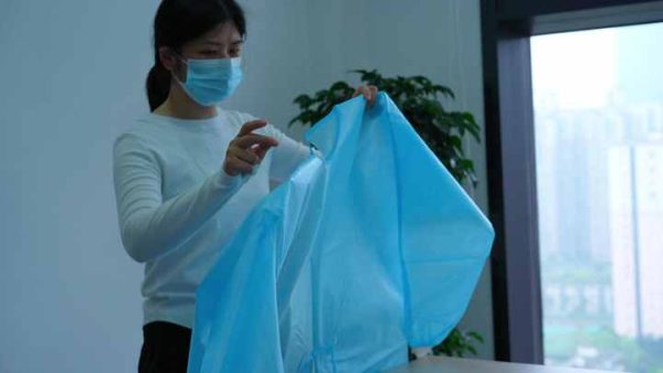 Hospital Surgical Isolation Gown Medical Consumables Disposable Isolation Gown
