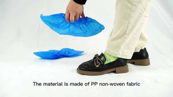 Widely Used Waterproof Non Slip Cpe Color Blue Plastic ShoeCover with Manufacturer Price