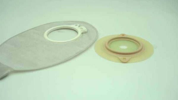 Manufacturer Medical Consumable Stoma Care Two-piece Drainable Clicking Colostomy Bag Ostomy Pouch