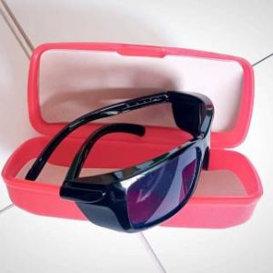 ISHICO Eye Protective Safety Sunglasses for Cataract patients Blowtorch, Laboratory, Power Tool, Welding, Wood-working  Safety Goggle  (Free-size)