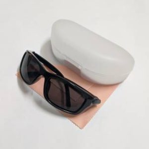 ISHICO Icool Premium Quality Eye Protection Black Goggle with White Hard Case Wood-working, Laboratory, Power Tool, Blowtorch, Welding  Safety Goggle  (Free-size)