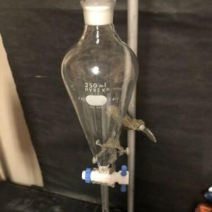 PYREX 250 ML SEPARATORY FUNNEL, GOOD CONDITION, W STOPCOCK, ID# 300181