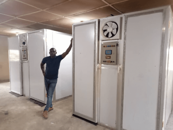 165M Series Incubator ( Powered by Kerosene/Gas and Electricity | Optional Solar Power)