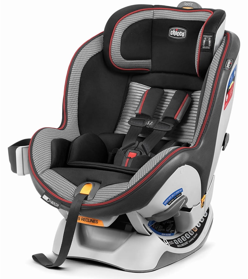 Chicco NextFit Zip Air Convertible Car Seat - Rosso