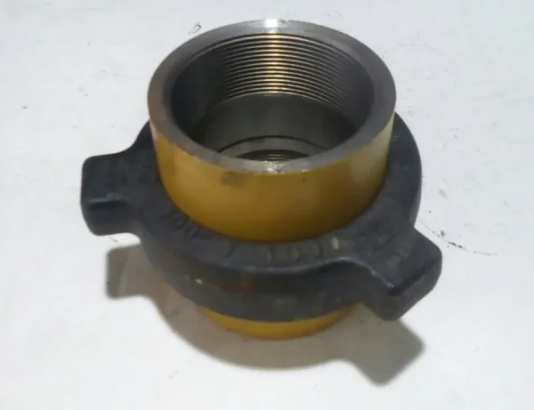 4? FIG 100 (1000PSI) THREADED HAMMER UNION