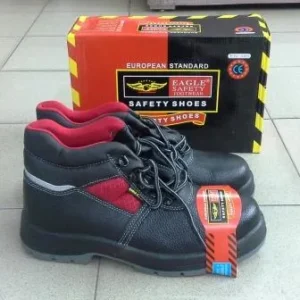 EAGLE SAFETY SIZE 45 BOOT