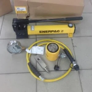 ENERPAC SCL302H 30TON HYDRAULIC CYLINDER SET