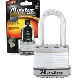 MasterLock Magnum? Laminated Steel Padlock (Short Shackle)