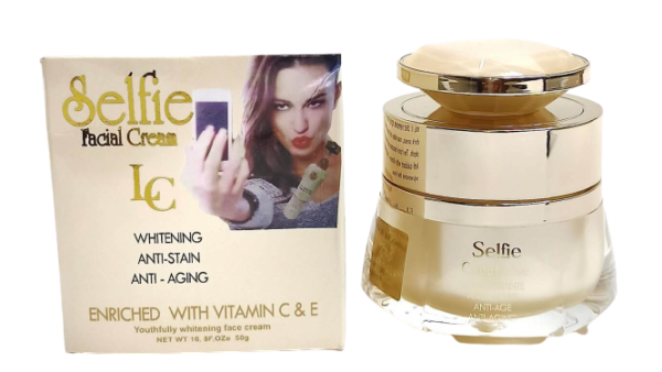 Selfie Facial Cream With Vitamin C And E