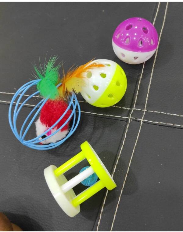 Zoom Cat Toy (Balls)