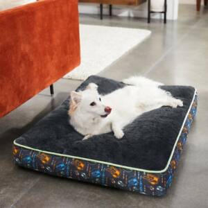 STAR WARS THE MANDALORIAN?S THE CHILD Pillow Cat & Dog Bed, Black Patterned, Large