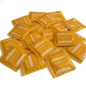 EXPLORE BANANA CONDOMS X3