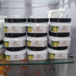 AMAL BOTANICALS DEEP CONDITIONER & HAIR MASQUE 300GMS