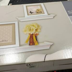 CUSTOMIZABLE WALL DECOR SET