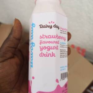 DAIRY DAY STRAWBERRY YOGURT 250ML