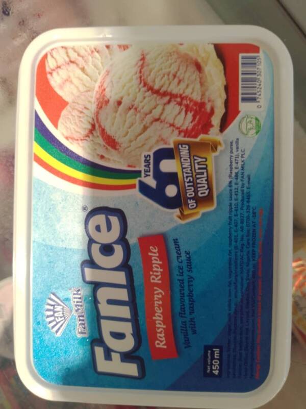FANMILK FANICE RASPBERRY RIPPLE 450ML