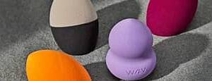 KISS CHARMING POWDER PUFF