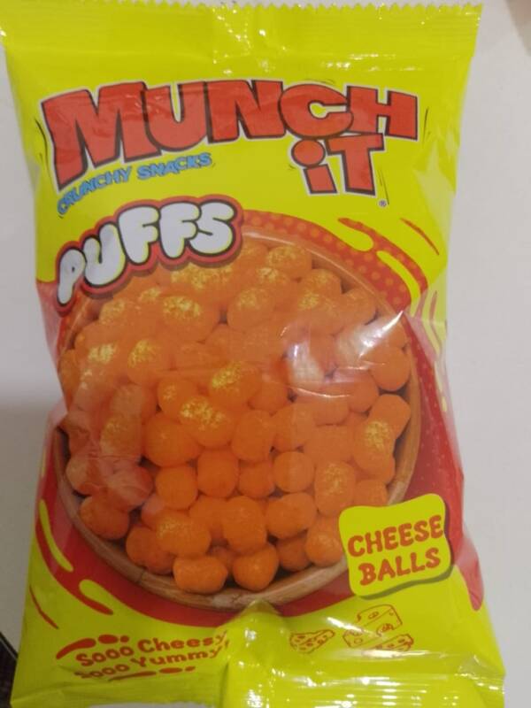 MUNCH IT CRUNCHY SNACKS PUFFS CHEESE BALLS