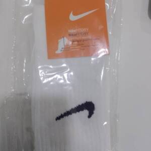 NIKE FITDRY SOCKS