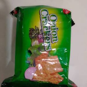 ONION CRACKERS 100G