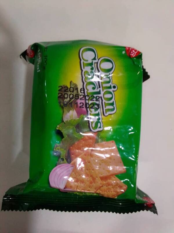 ONION CRACKERS 100G
