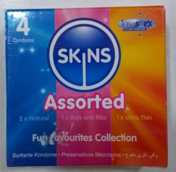 SKINS ASSORTED CONDOM X 4