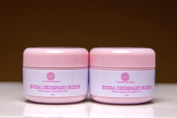 EXTRA ORDINARY SCRUB