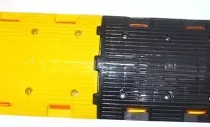 Gws 500x350x50mm PVC Speed Breaker