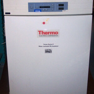 INCUBATOR CO2 (Thermo Forma 3111) 184l, 230V 50-60Hz