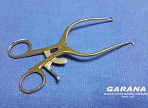 Gelpi Retractor 6.5" ( 3" Wide)