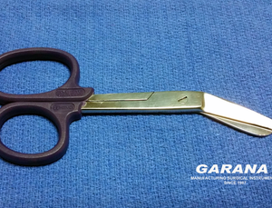 Lister Bandage Scissor 5.5" Plastic Ring Navy Color