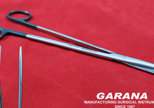 Metzenbaum Scissor Straight 8" Black Rings