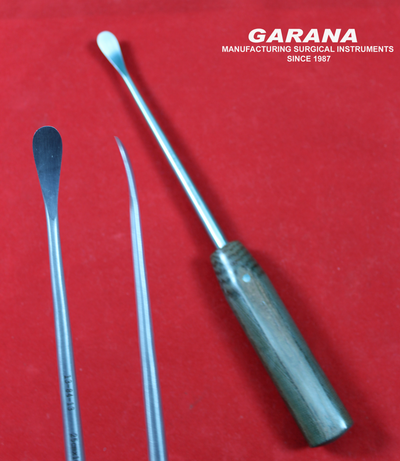Cobb Spinal Elevators Overall Length 25 CM, 10 MM Wide Blade Fiber Handle