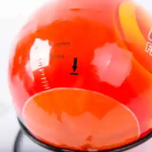 Fire fighting ball
