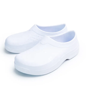 Easy wear Nurses clogs