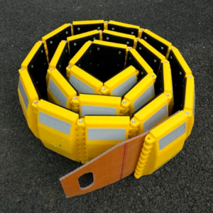 Retractable intelligent speed bump