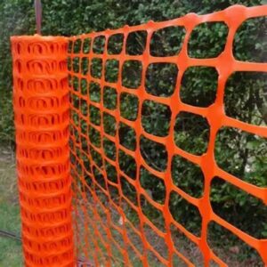 Plastic netting fence