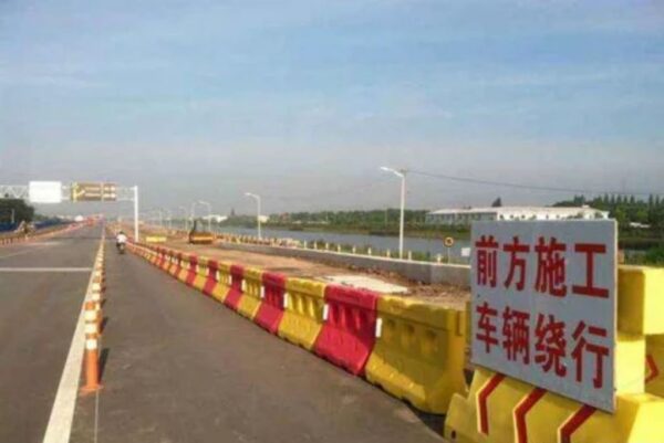 Plastic safety barrier