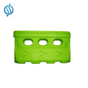 Water filled heavy duty safety barrier
