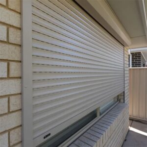 Automatic sliding shutter door