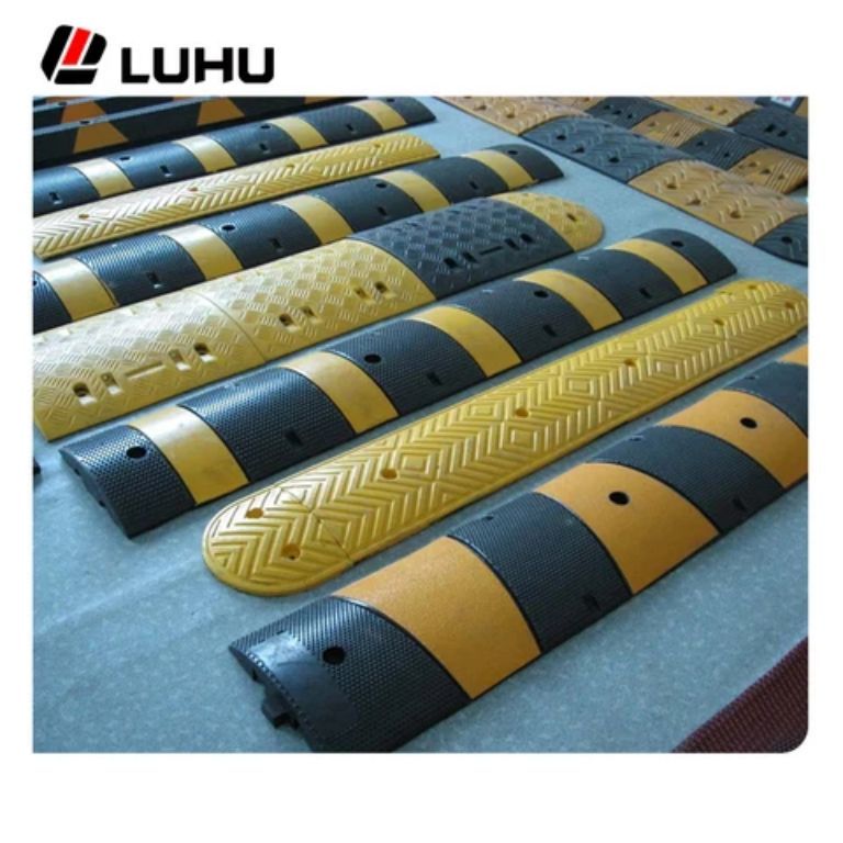 Rubber road speed bump