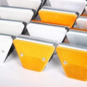 Guardrail street reflector