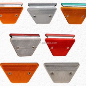 Road reflector plastic stud