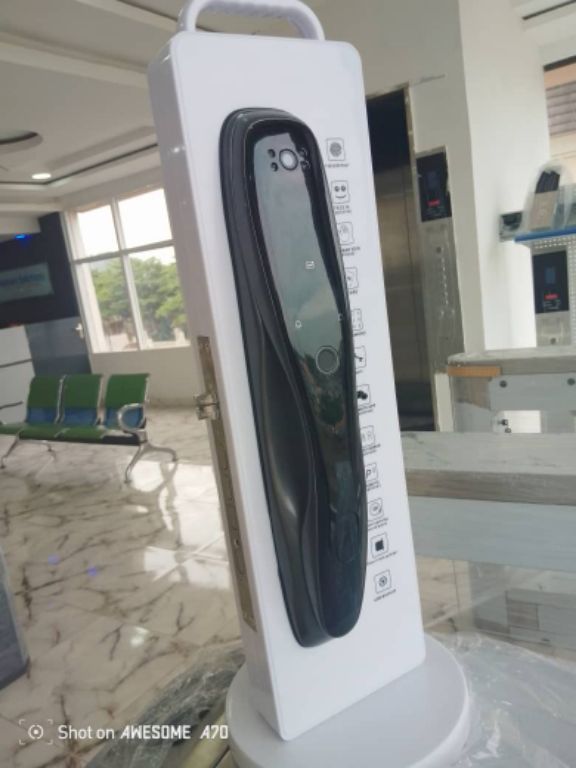 Smart Bluetooth finger print door handle lock