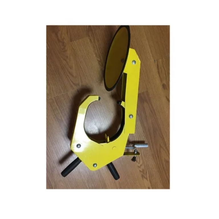 Wheel clamp