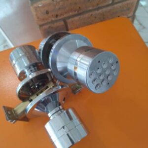 Electronic turbo lock