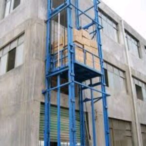 Cargo lift