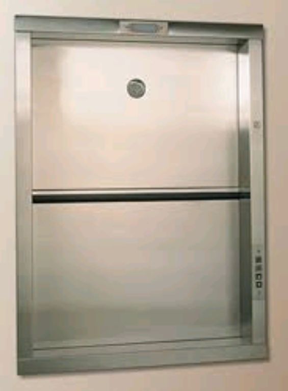 Food lift for restaurant